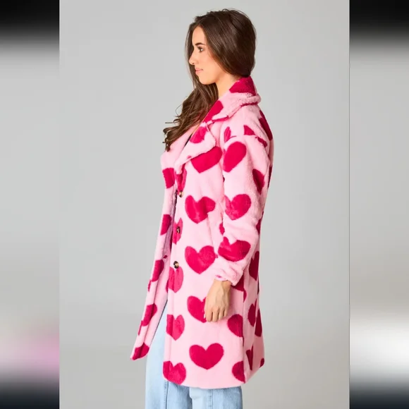 Buddy Love Zoey Oversized Faux Fur Coat in Blossom pink heart print NWT - Picture 2 of 10